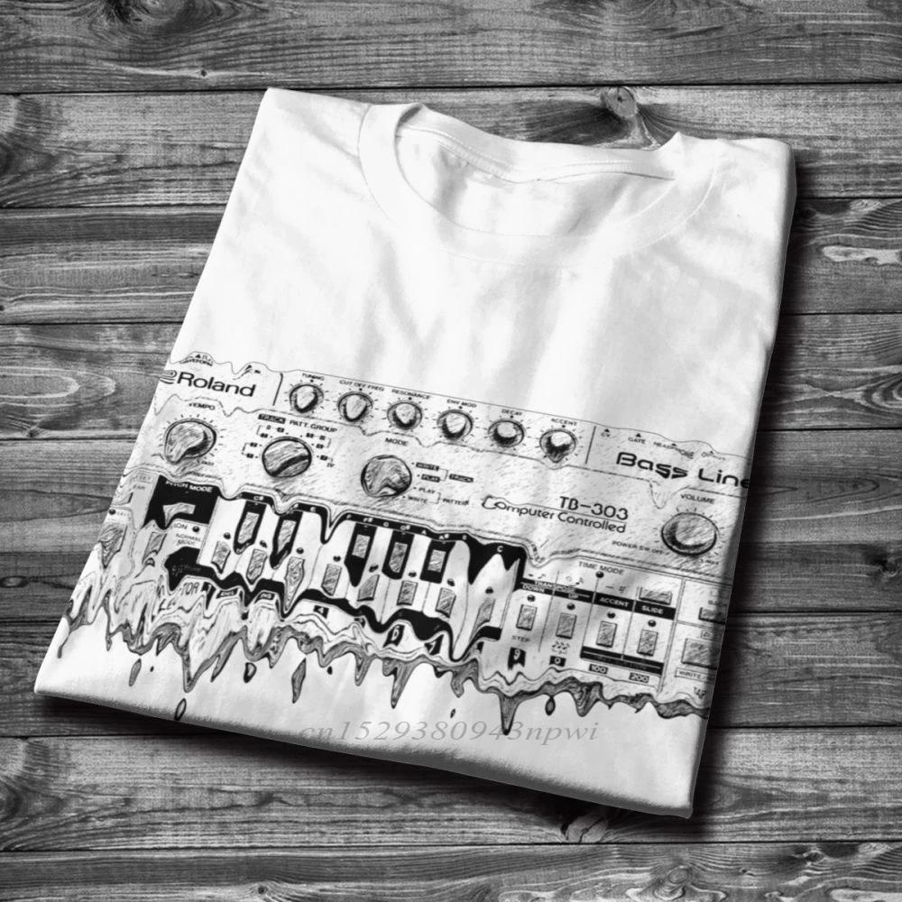 Synthesizer Roland TB 303 T Sh - Musical Instrument Synthesizer ulasan dan harga